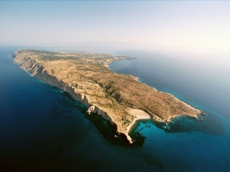 Yacht from 'Global Sumud' Fleet Grounded on Greek Island