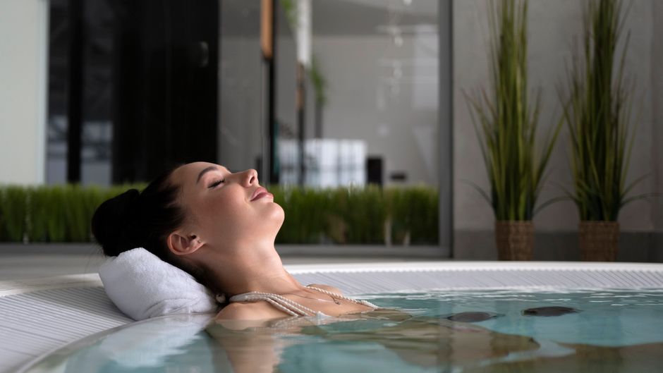 Apatin Thermal Baths physiotherapy hydro-massage pool