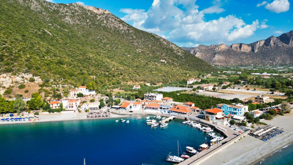 Tragedy in Aigialeia: Mother and Son Found Dead in Western Greece