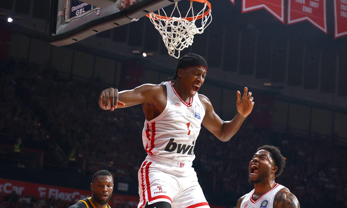 Olympiacos Shock: Ntilikina In, Ward Out for Game 2 Thriller