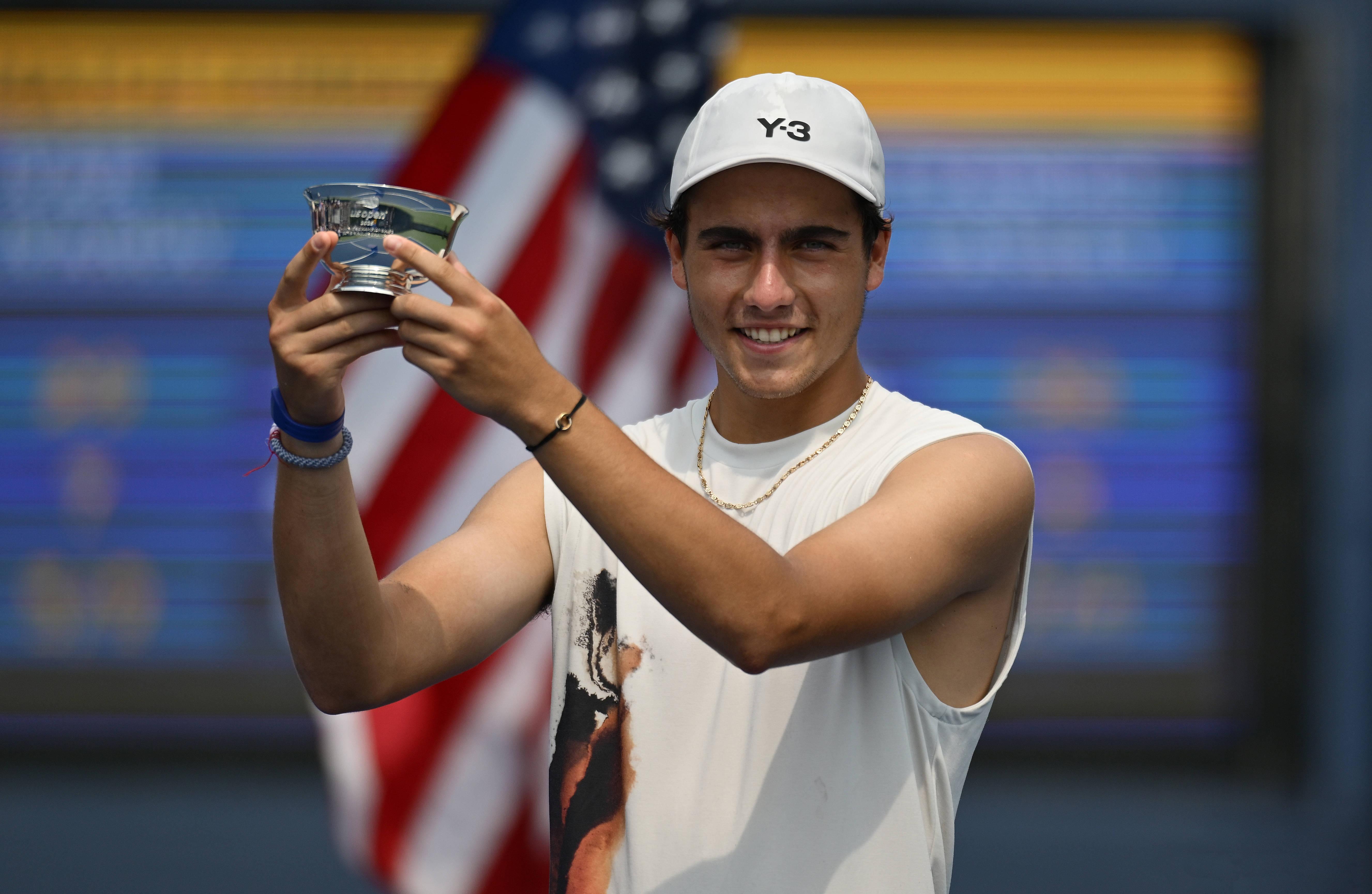 Ivan Ivanov among Finalists for Europe's Best Young Athlete