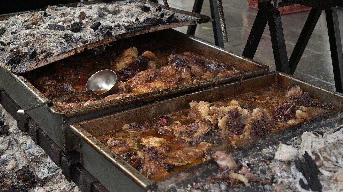 Enjoying Novi Sad's Fair: Traditional Dishes and Their Costs