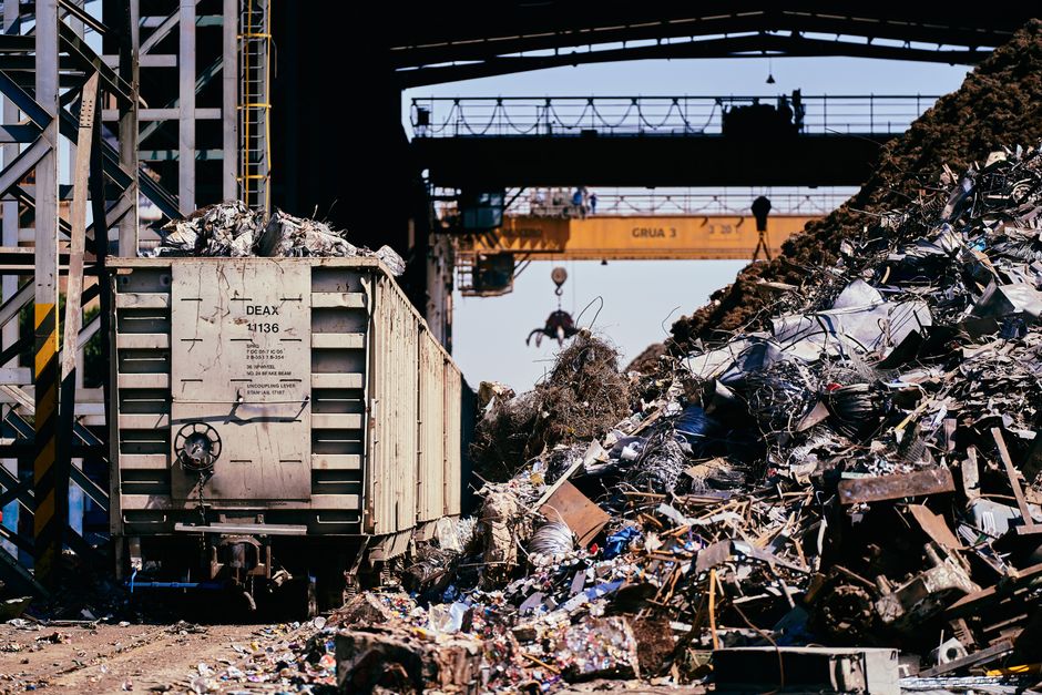 metal construction debris Mladenovac Serbia
