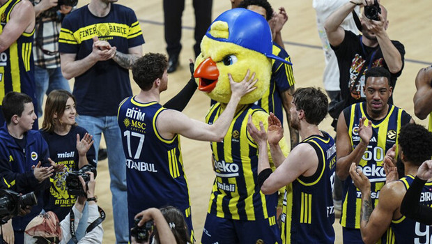 Fenerbahçe Beko Sets for EuroLeague Semifinals in Athens