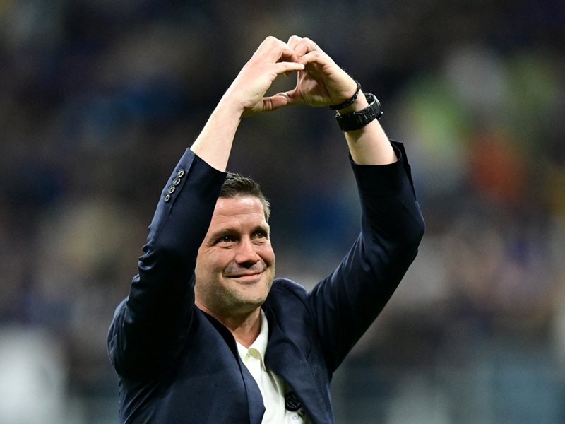 Champion Inter Offers New, Higher-Paying Contract to Coach Civeles