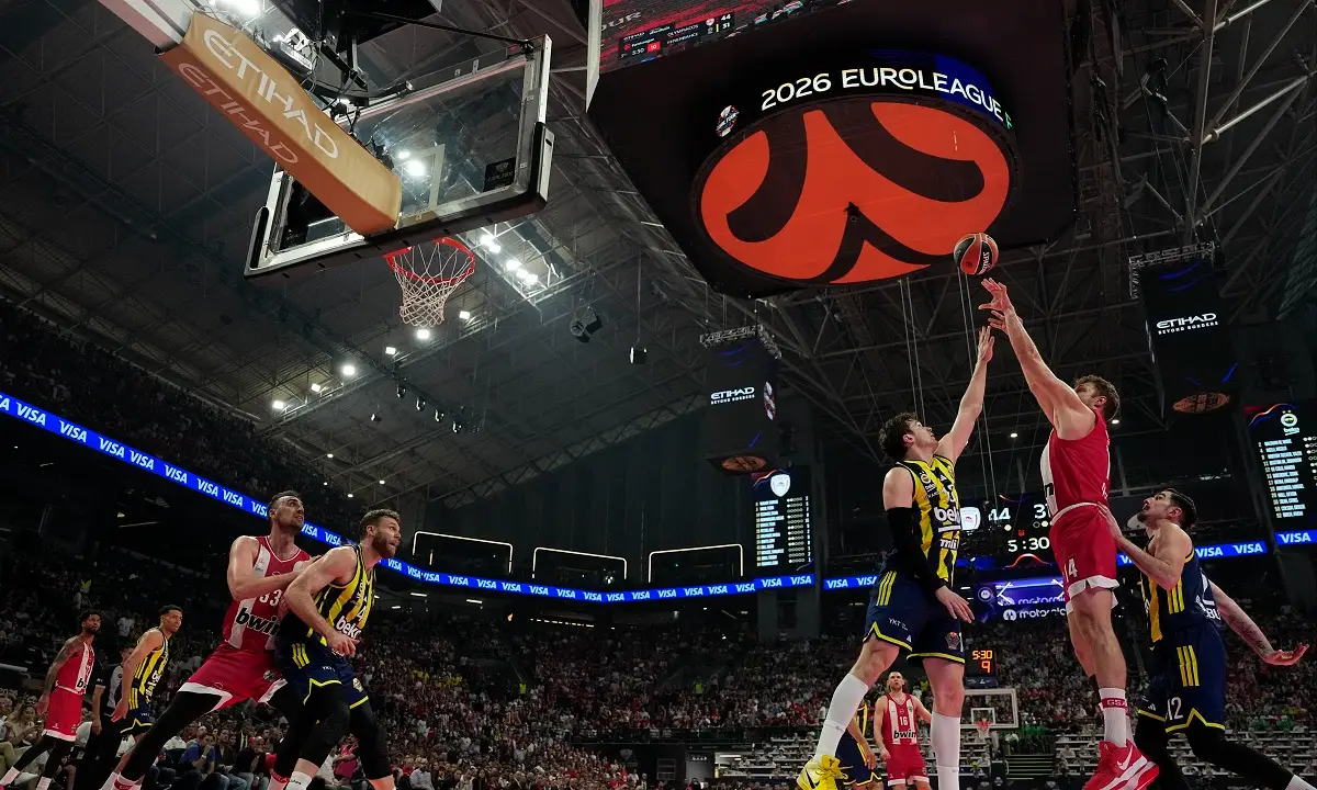 Olympiacos vs Fenerbahce: Turkish Fans Flood Athens