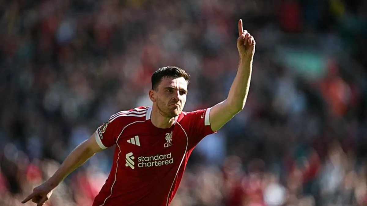 Fenerbahçe Near Agreement with Liverpool Star Robertson