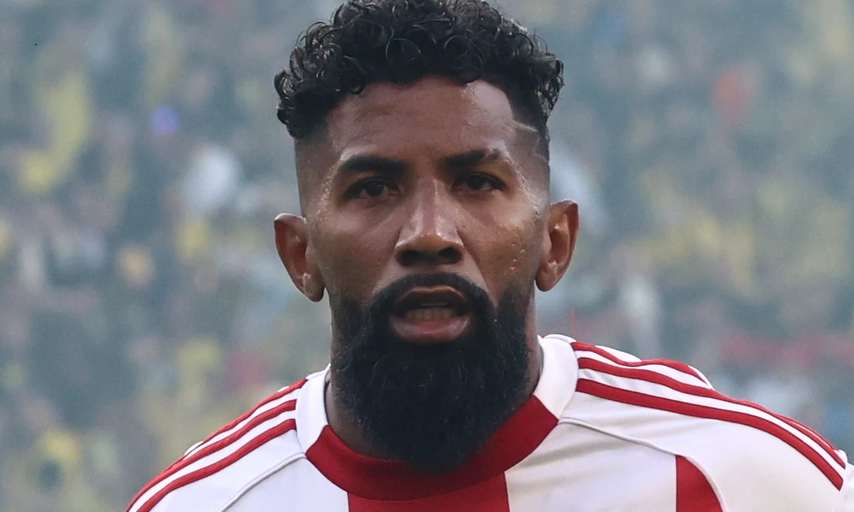 Rontonê's Hat-Trick Streak and Record-Breaking Performance for Olympiacos