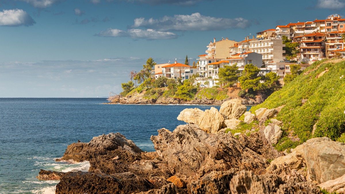 Why Serbia Flocks to Halkidiki: A Monthly Summer Guide
