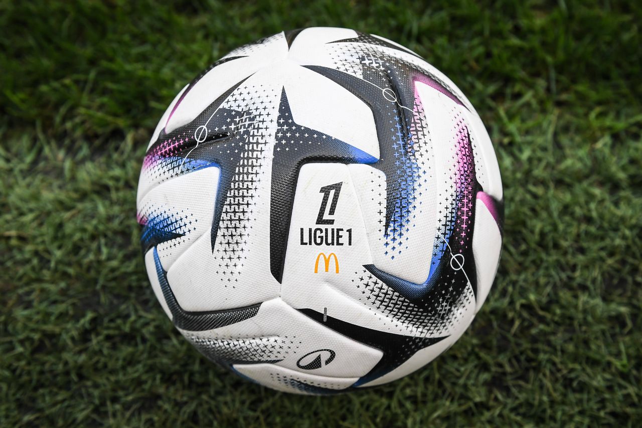 Exceptional Football Marathon: Nine Ligue 1 Matches Kick Off at the Same Time