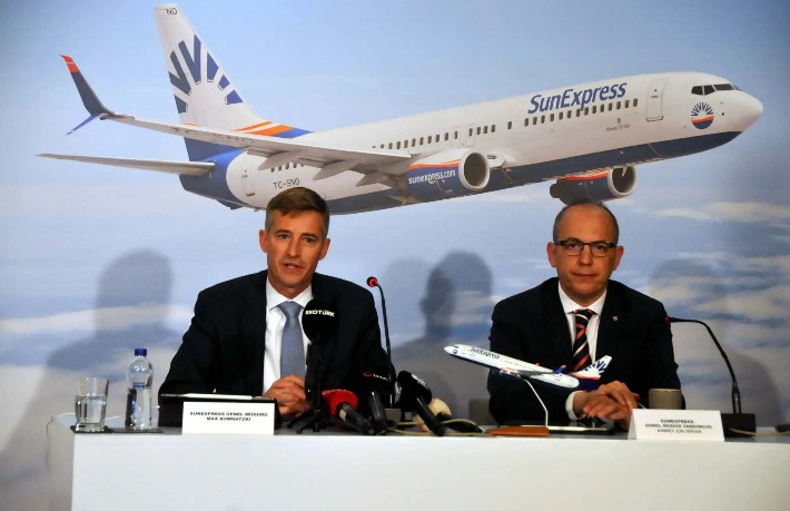 SunExpress Cuts 52K Seats: UK Tourism Market Alarms