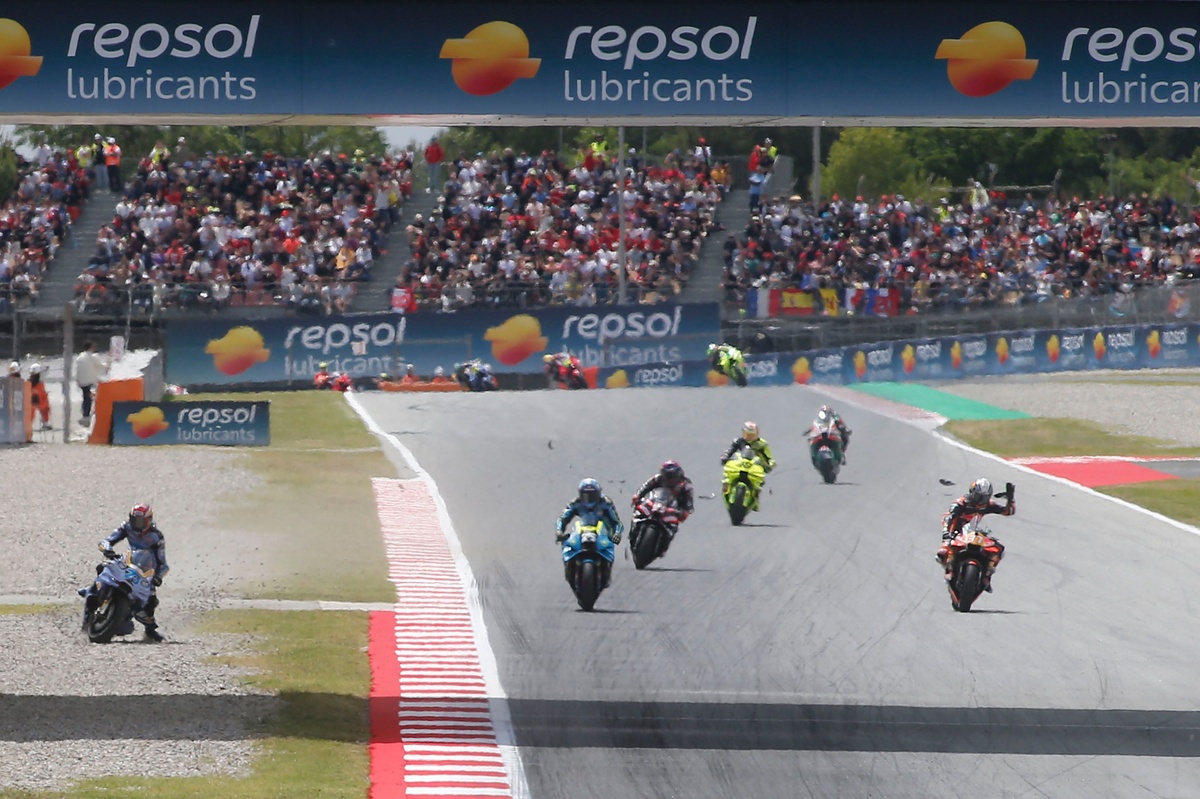 Acosta Criticizes Catalan GP Restart After Marquez and Zarco Crashes