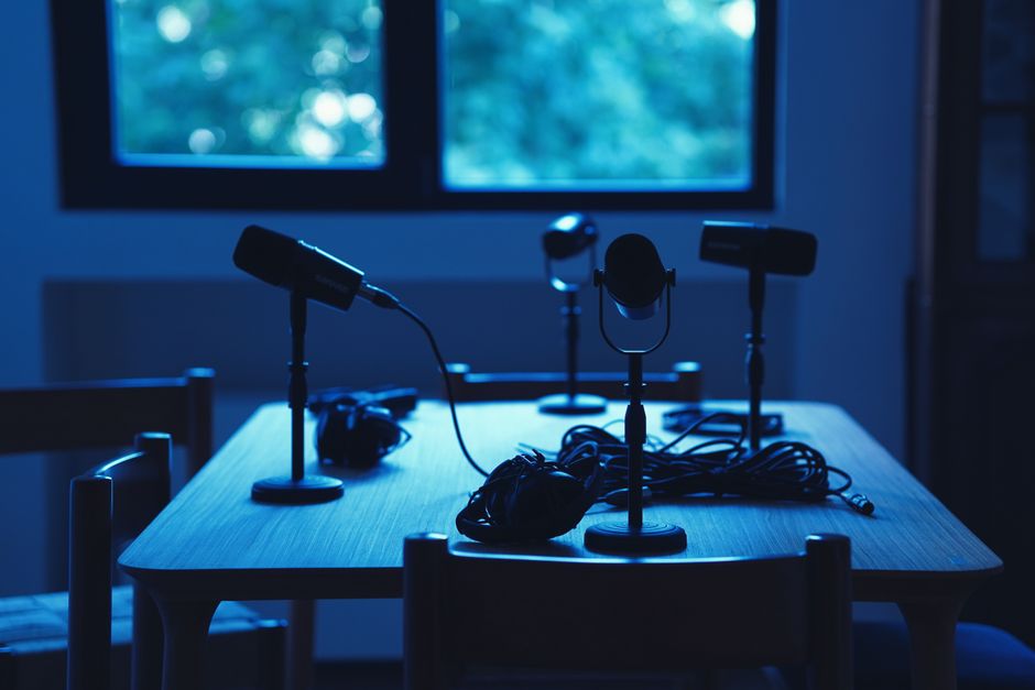 Kristijan Golubović radio show microphone studio Serbia