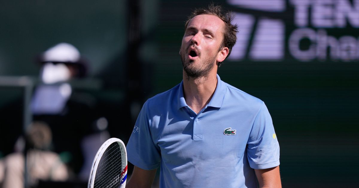 Upset in Paris! Medvedev ousted in 1st round of Roland Garros