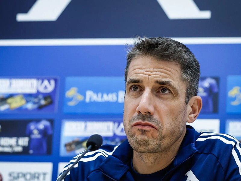 Levski Becomes Champions in Front of Julio Velasquez's Family