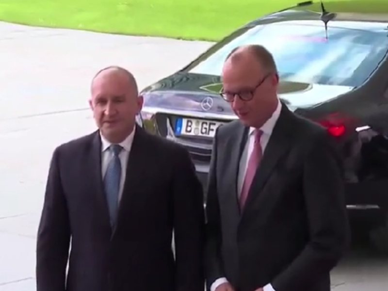 Bulgarian Premier Rumen Radev Begins Berlin Visit with Chancellor Merz
