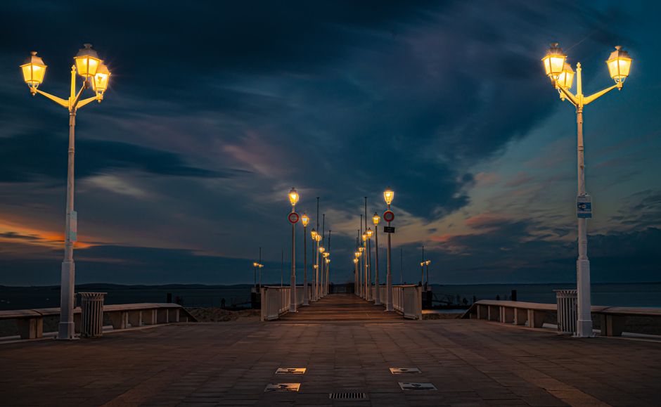Mamaia Boardwalk Romania outdoor dining evening atmosphere