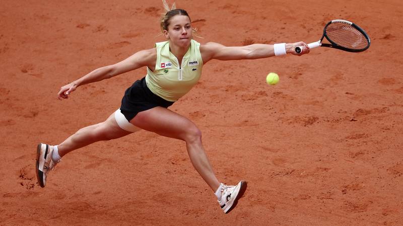 Chwalinska Shatters Kalinskaja, Stuns Roland Garros!