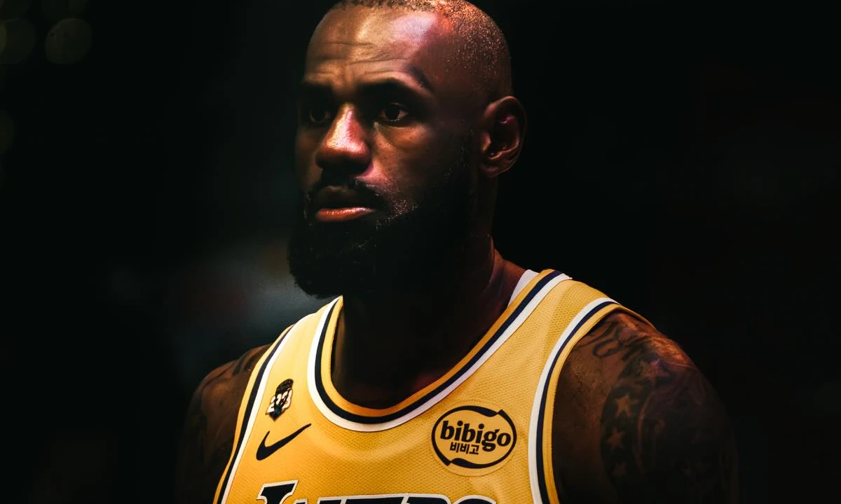 LeBron James Reaches 300 Playoff Games Milestone