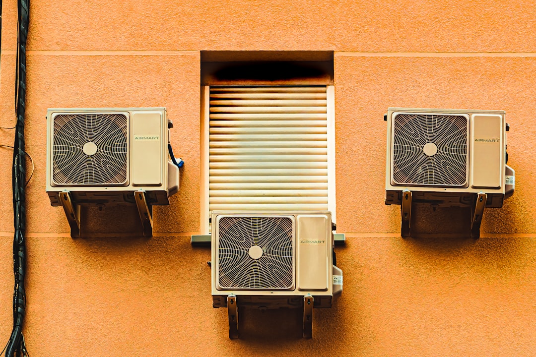 Romanians using fans air conditioning heat wave