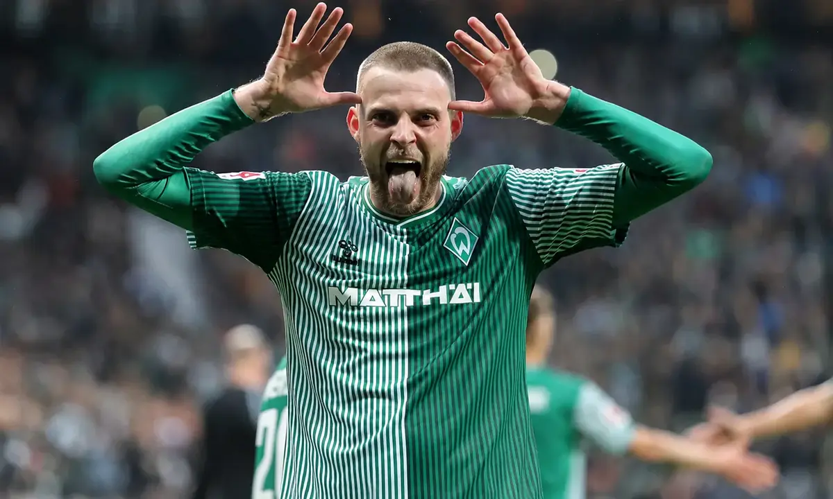 AEK Athens Eyes Marvin Ducks: The German Striker's Transfer Saga