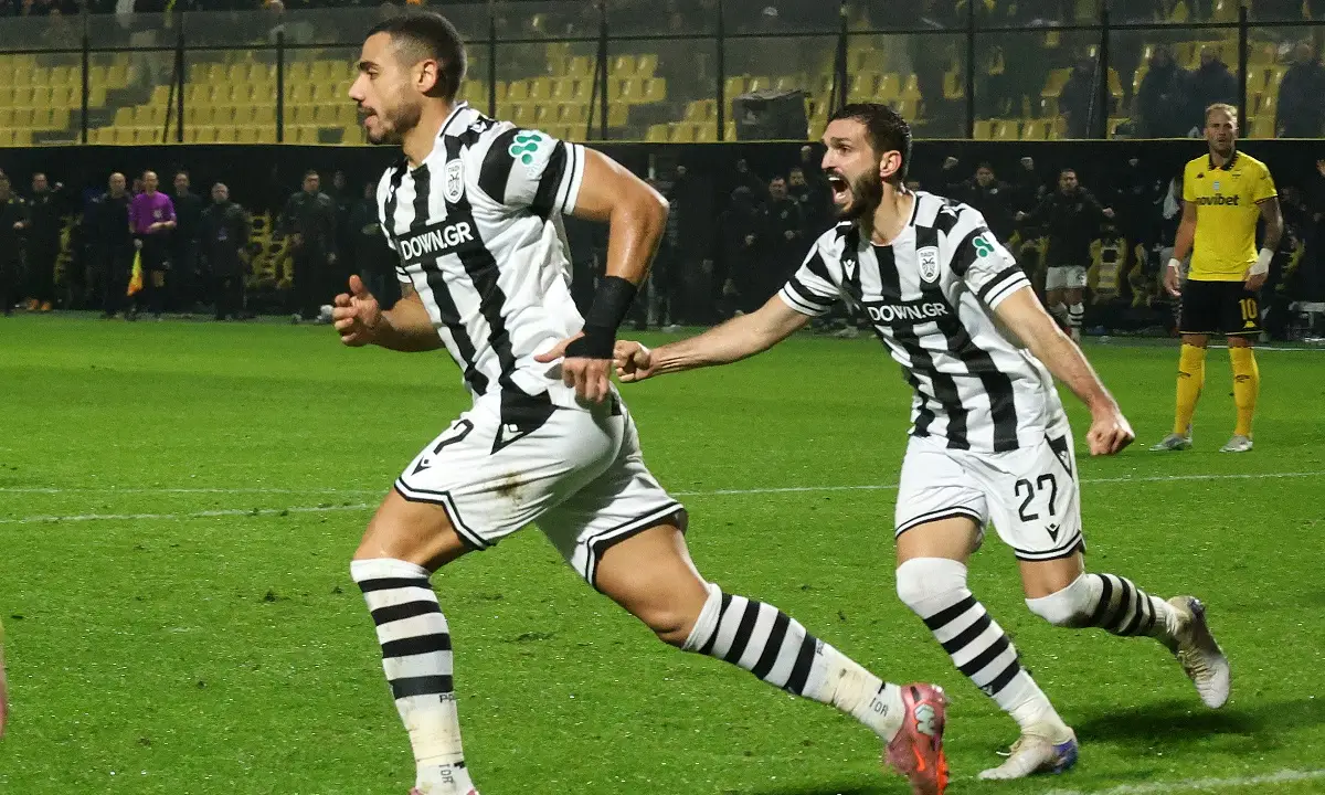 Panathinaikos Eyes Giakoumakis Amid PAOK Standoff