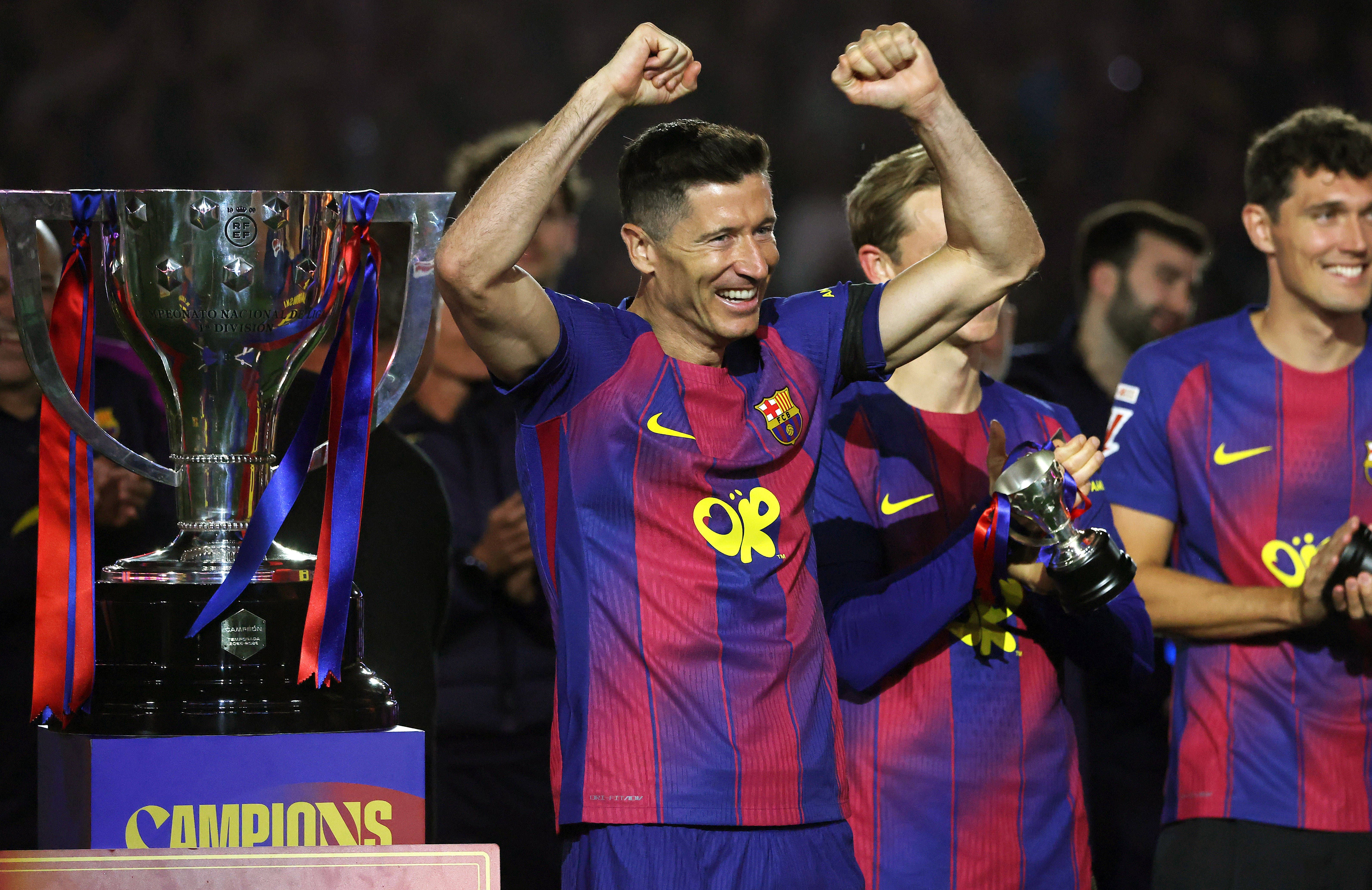 Lewandowski on His Future: Weighing Offers and Decisions
