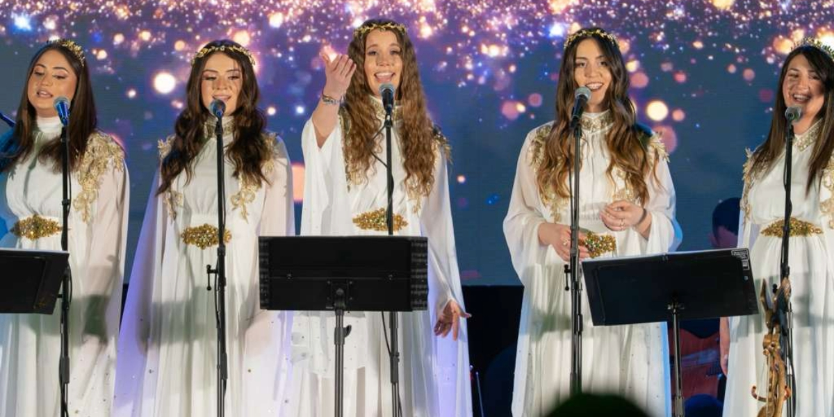 Serbian Tradition Echoes in Chicago: Andrijana Ilić and "Zlatni vez" Stir Emotions in Diaspora