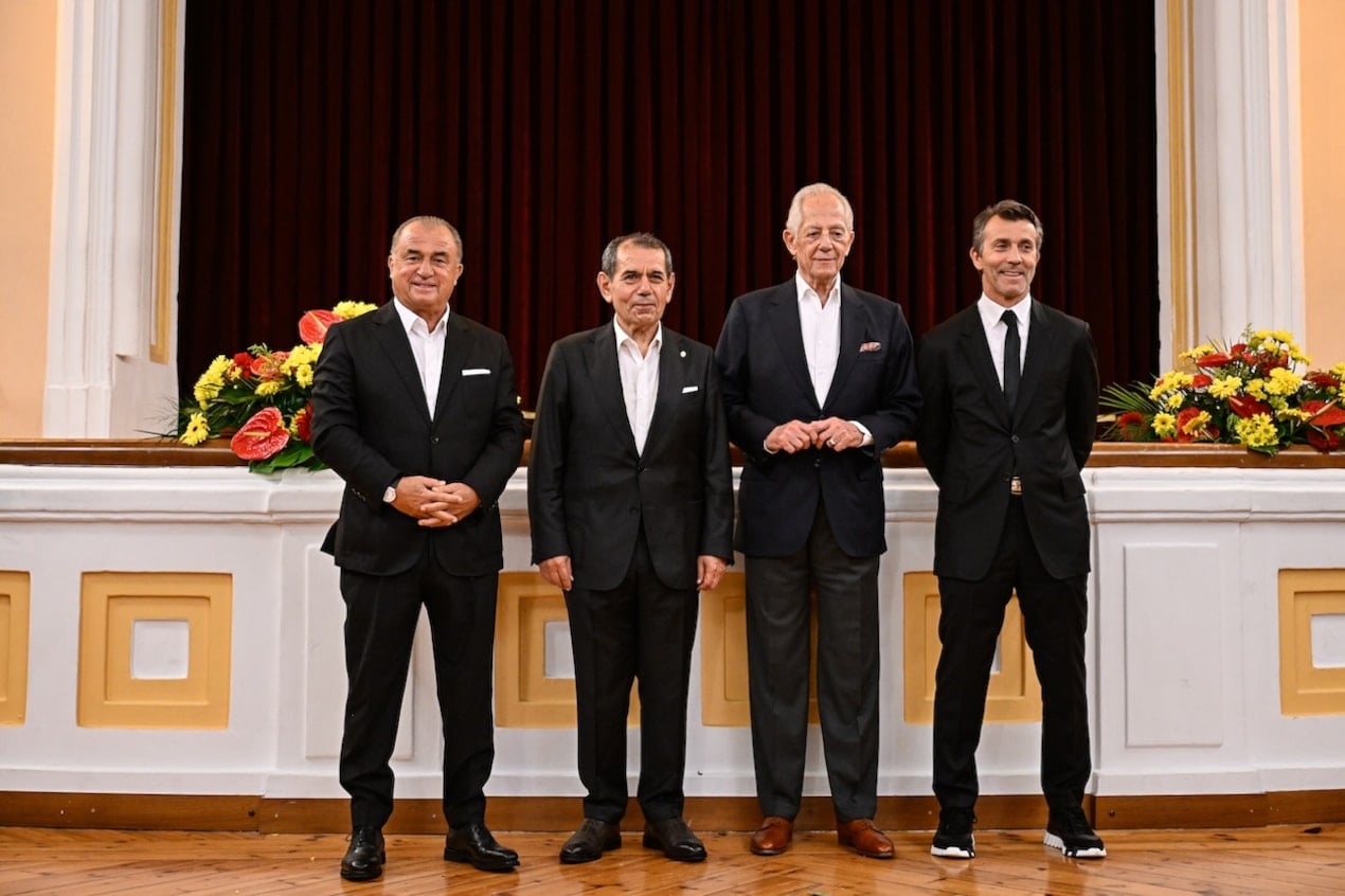 Galatasaray Legends Reunite for UEFA Cup Anniversary