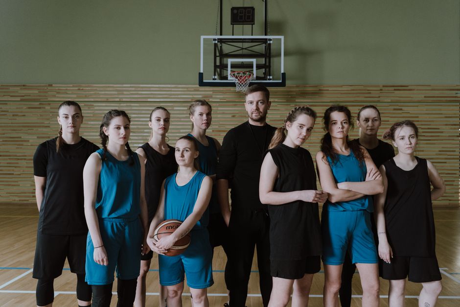 Dusko Obradovic and Sasa Obradovic basketball family photo