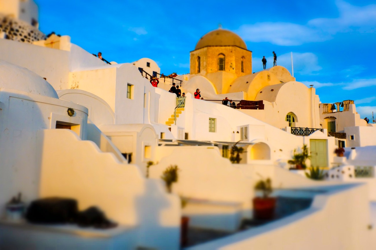 Santorini Unveiled – The Island Beyond the Sunset