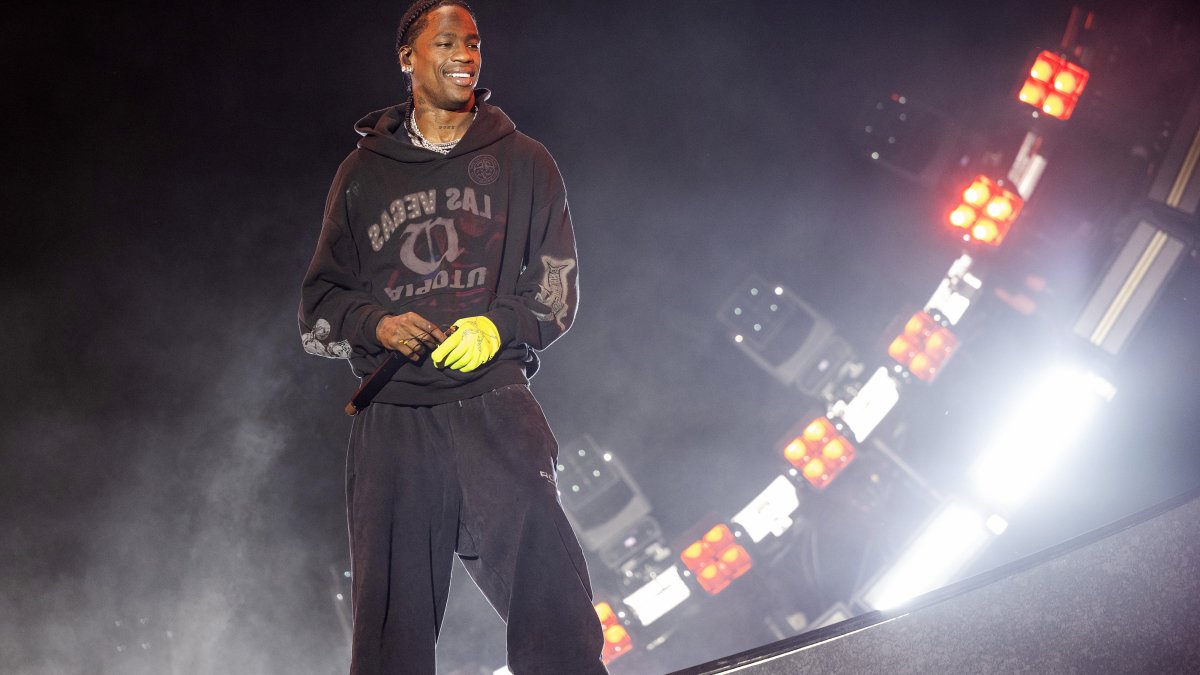 Travis Scott Hits Istanbul: 2,500 Lucky Fans to Experience Exclusive Event