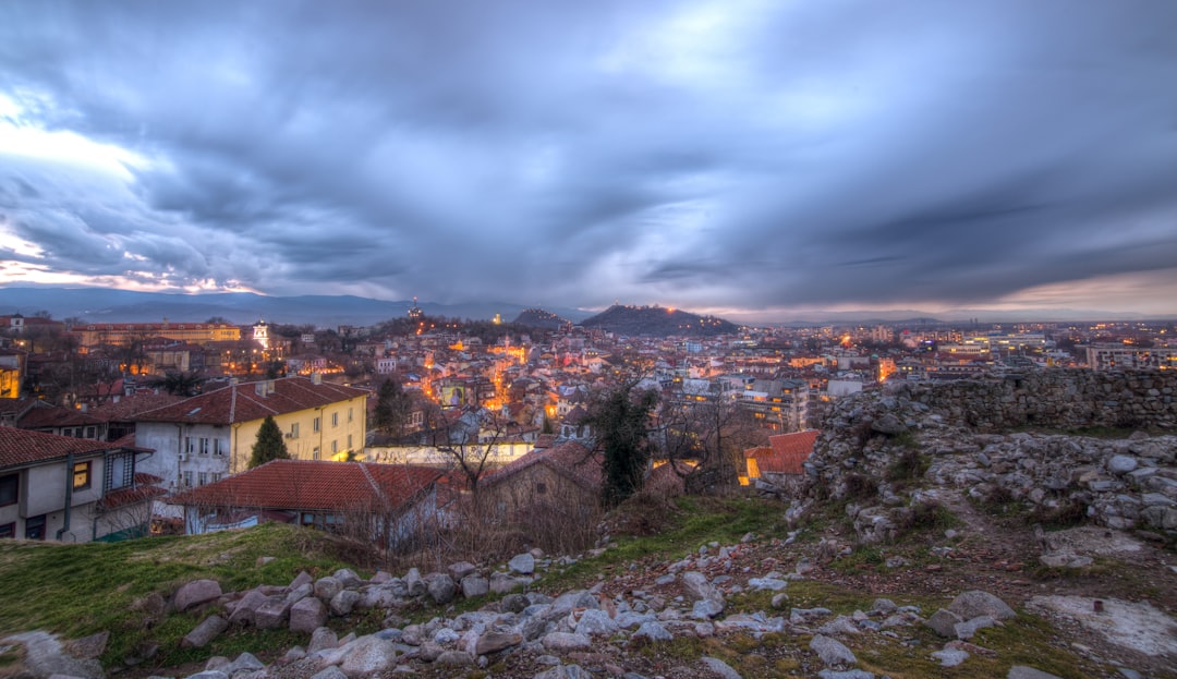 Plovdiv Old Town bar live folk music evening
