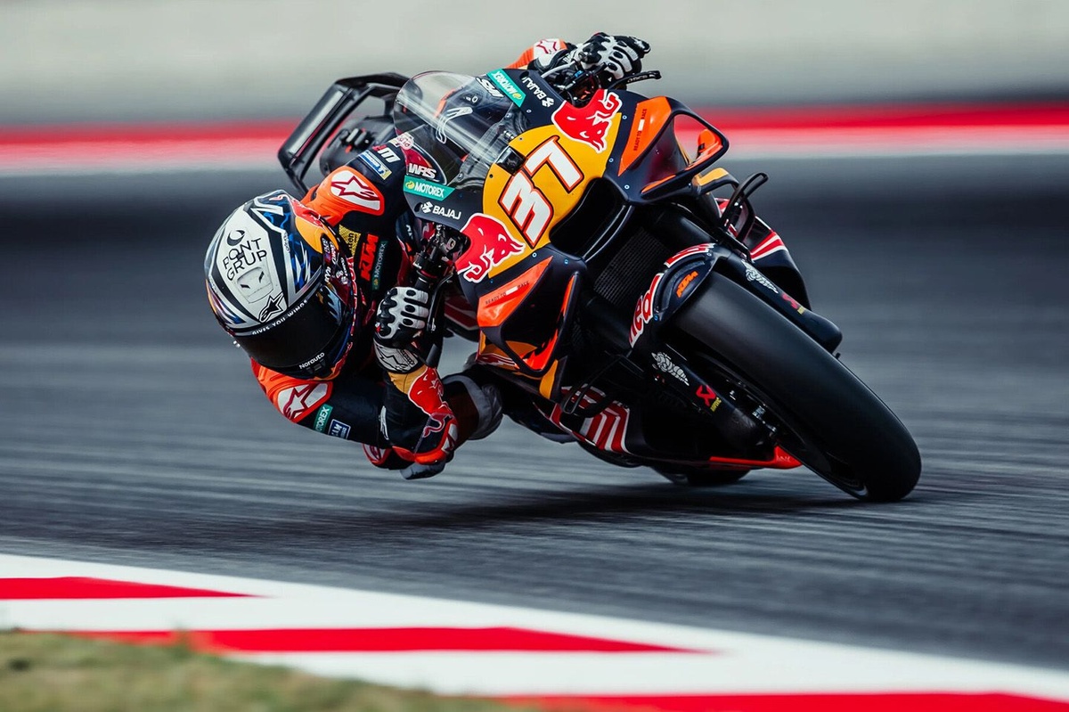 Acosta Leads Rain-Shortened MotoGP Barcelona Test