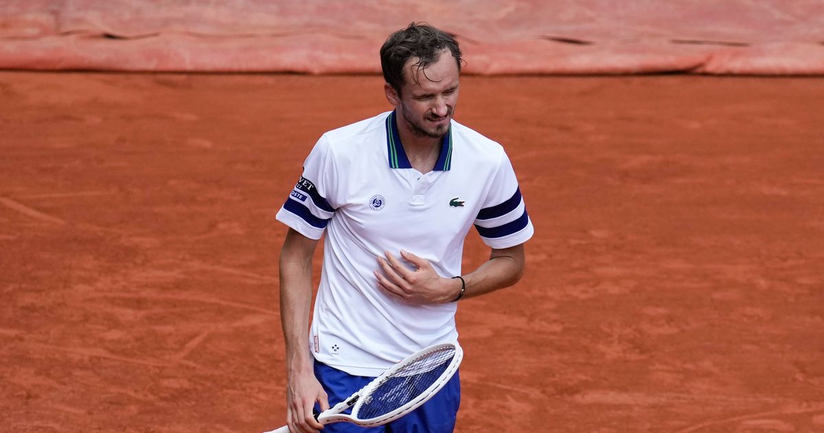 Medvedev Crushed at RG: "No, No, No"