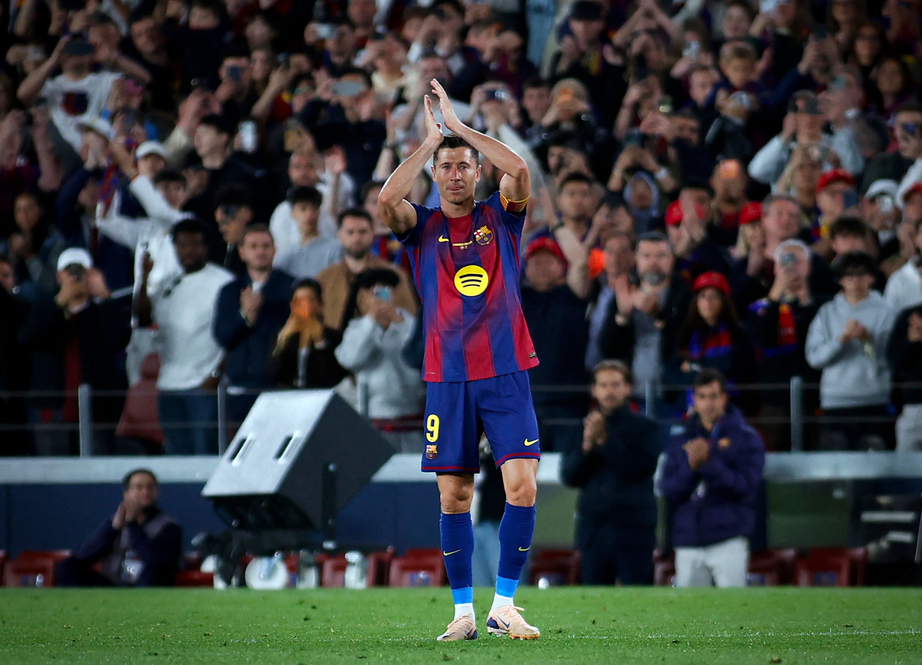 Lewandowski's Emotional Farewell Caps Barcelona's Perfect Home Season