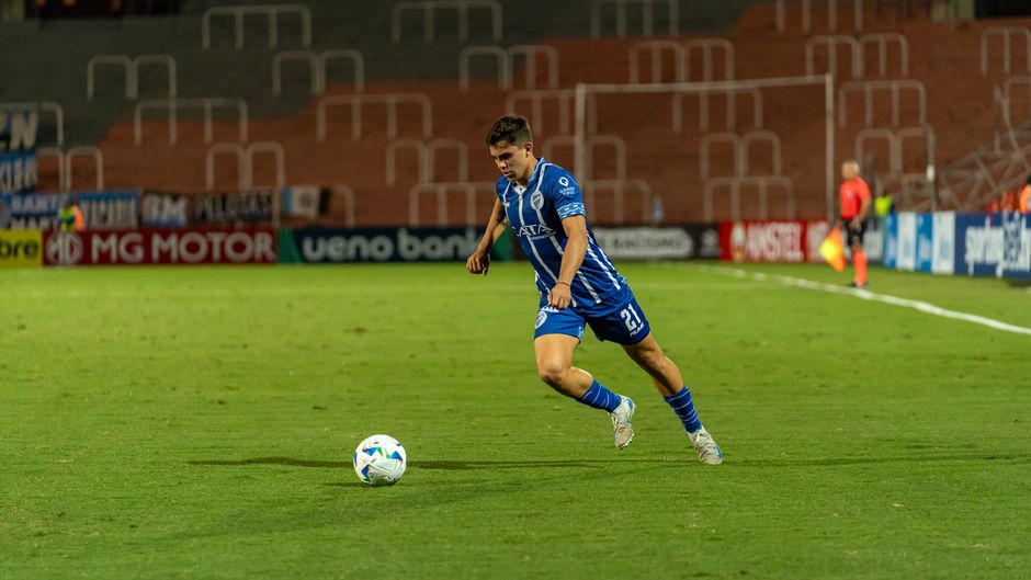 Nikola Milenkovic Brighton football player action
