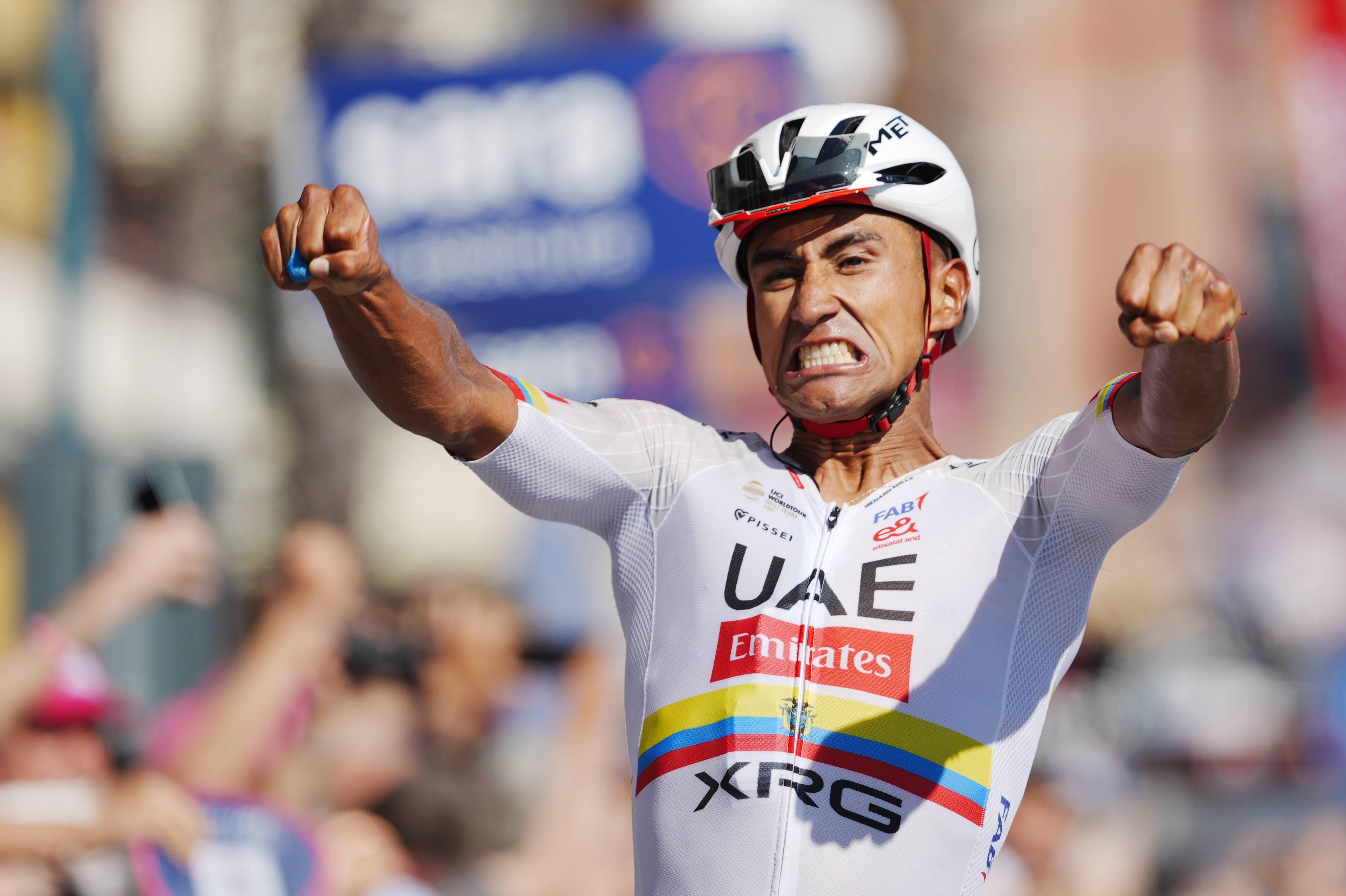 Ecuadorian Jonathan Narváez Secures Third Stage Win in This Year's Giro d'Italia