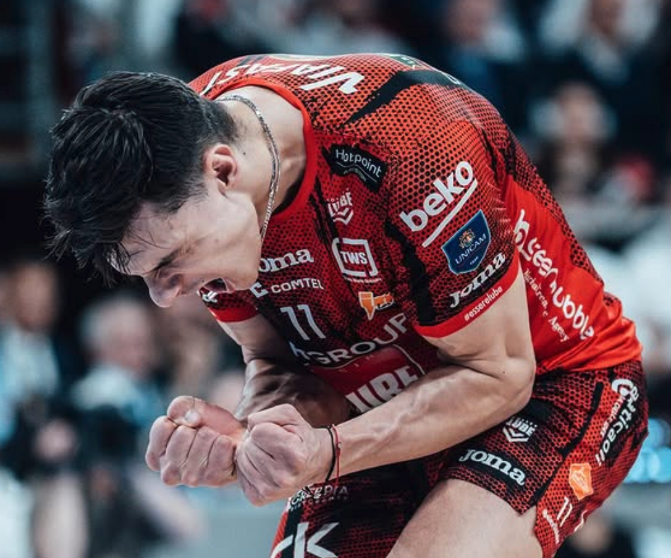 Super Alex Nikolov Scores 819 Points for Lube