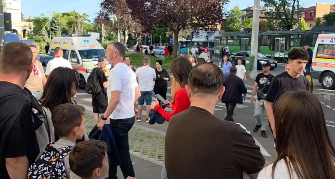 Stoica Walks Through Fire: Dinamo vs FCSB Clash for Europe
