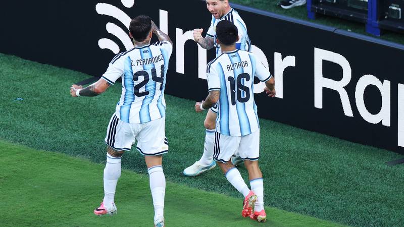 Messi's Masterpiece & The Whistle That Never Blew