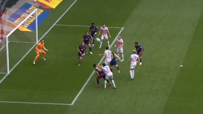 Matanović's Brilliant Header Secures Lead for Freiburg