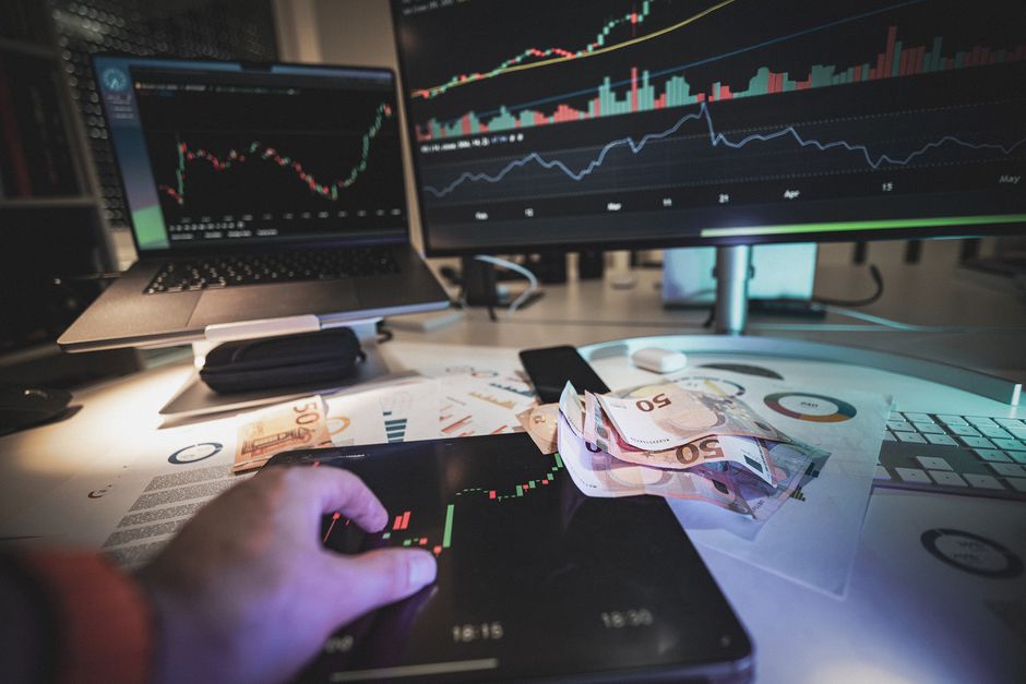 Turkish Lira currency exchange rate chart digital display