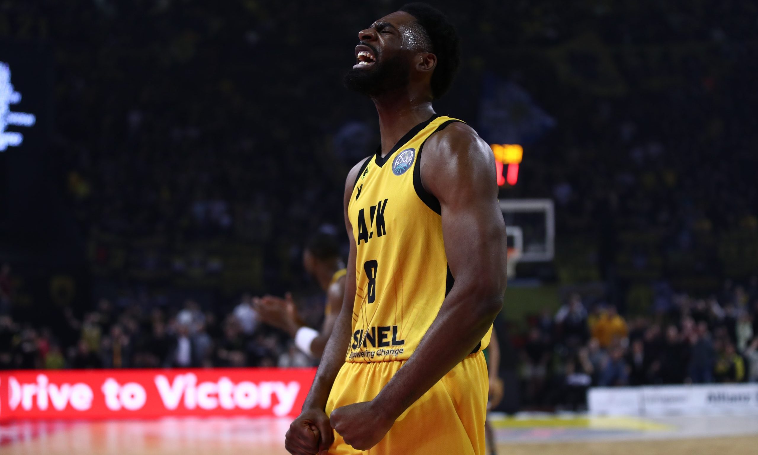 AEL's Nightmare: Fizel's Knee Blow Before Olympiacos Showdown