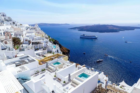 Greece Gains Popularity Among Senior American Cruise Travelers