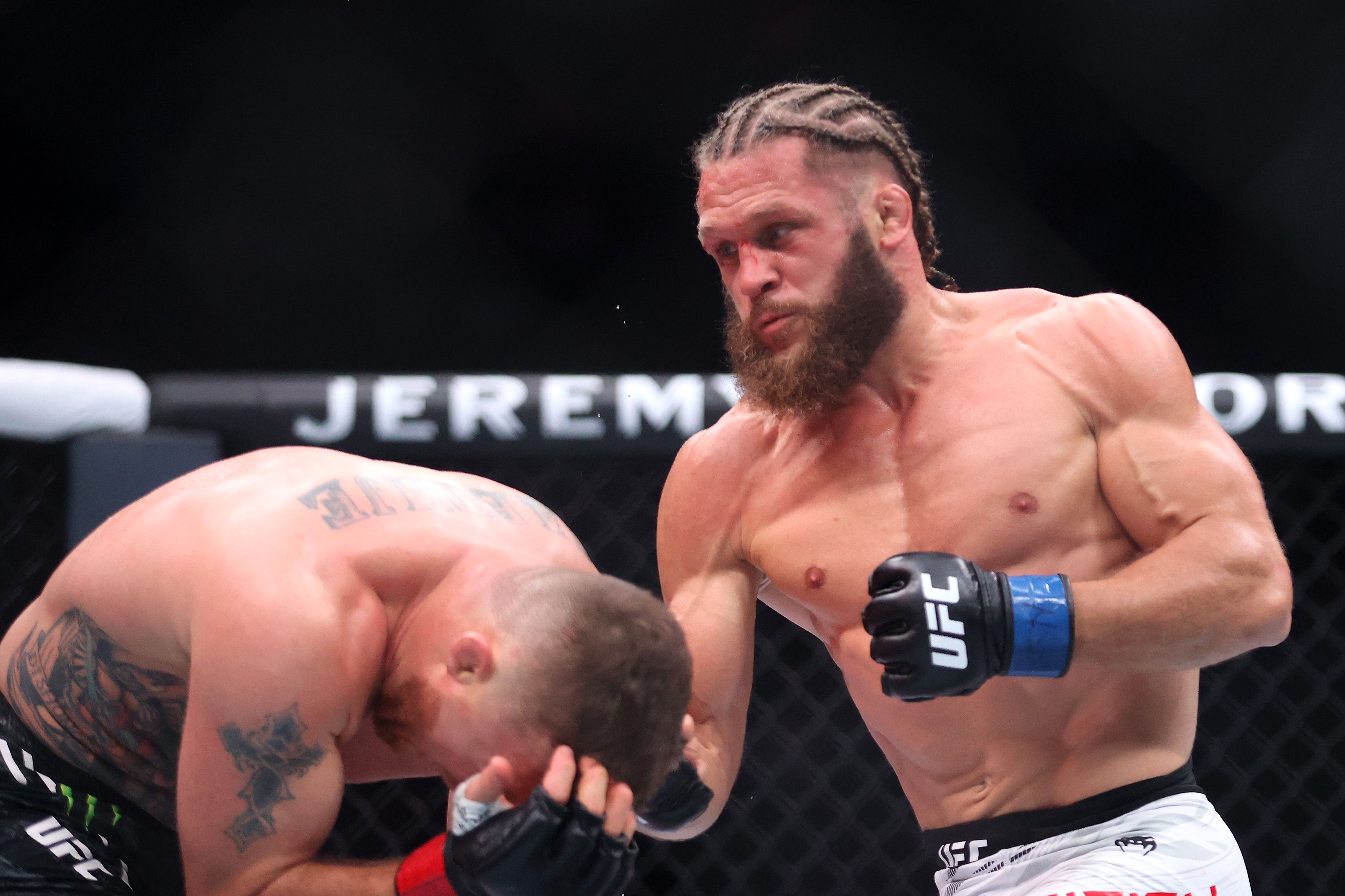 UFC Announces Main Event for Baku Fight Night in June