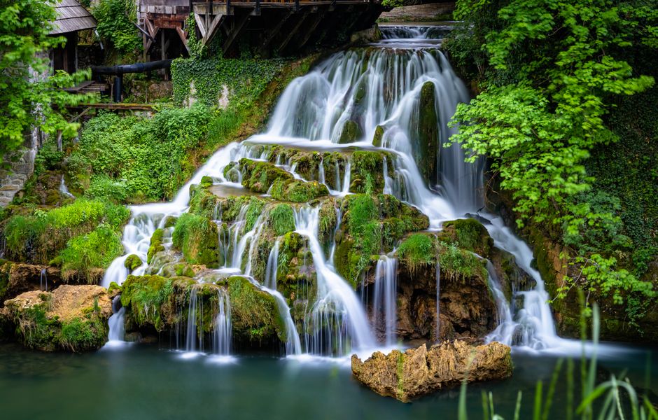 Korana River Plitvice sunset water flow rocks