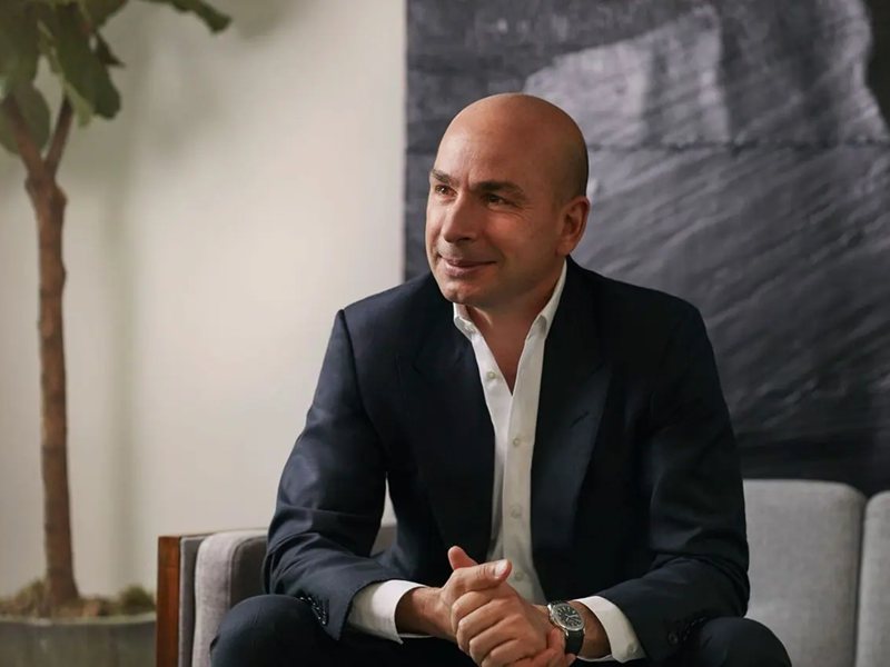 Levski Owner Bostandzhiev Rejects Fan Group Meeting, Backs President Sirakov