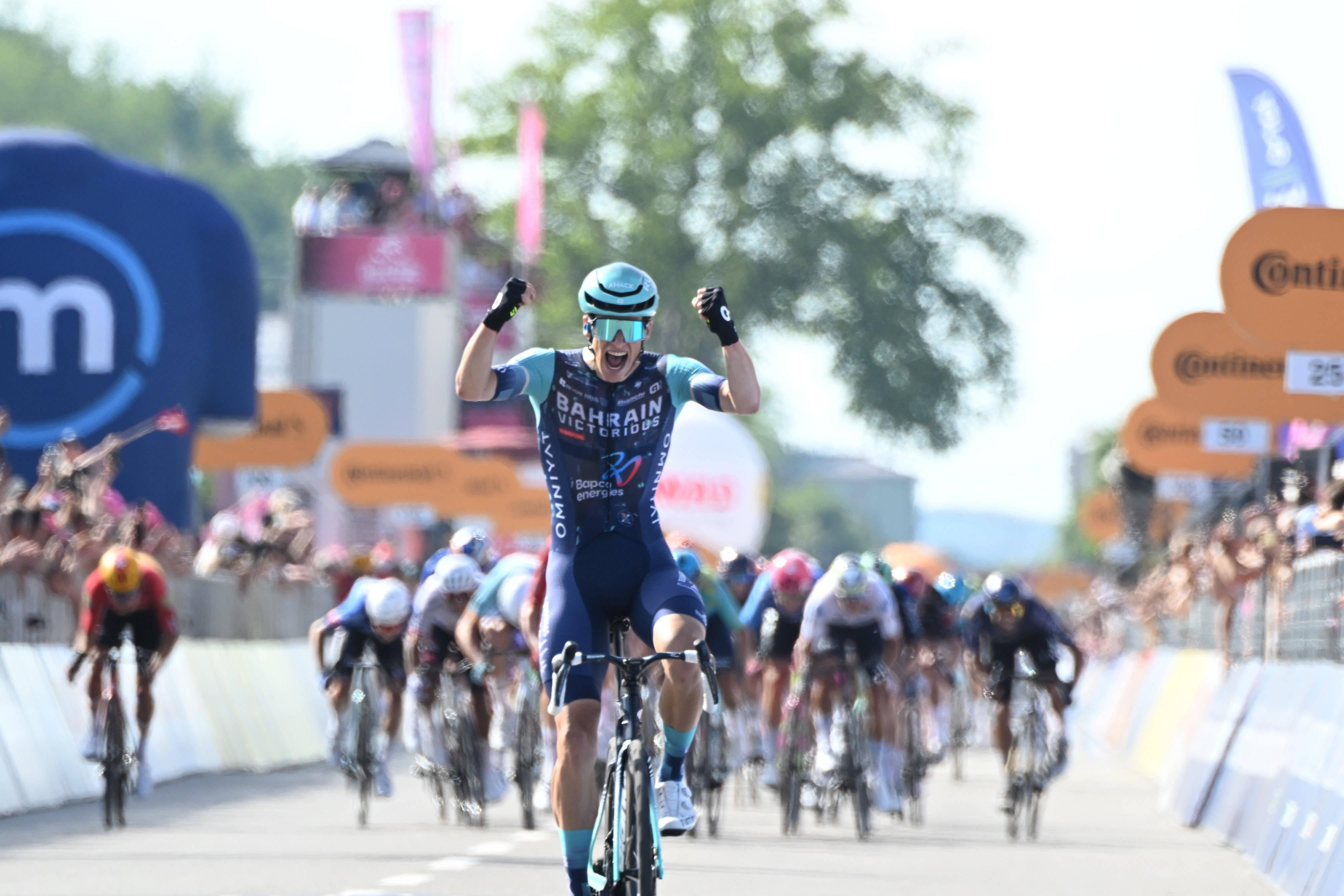 Belgian Alec Segaert Wins 12th Stage of Giro d'Italia