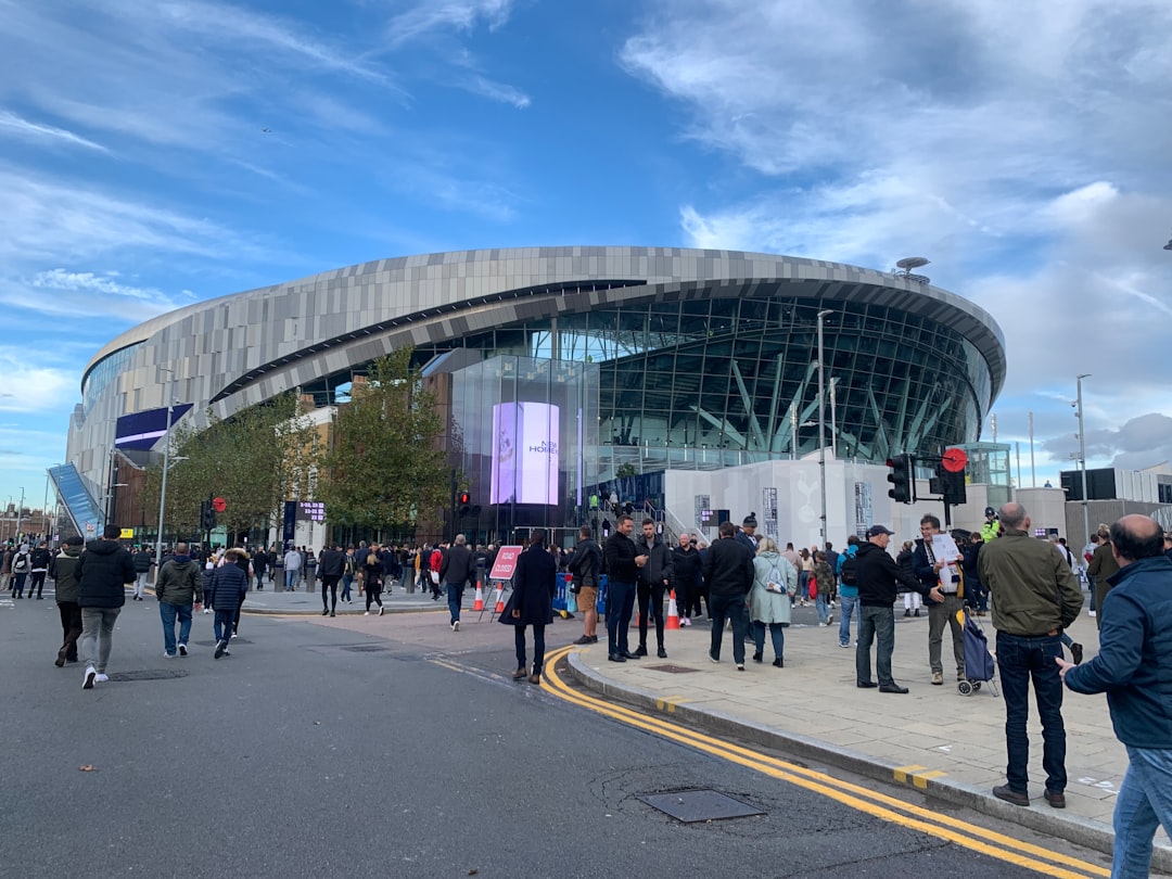 Tottenham Hotspur stadium crowd cheering